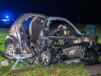 Folgenschwerer Frontalcrash fordert zwei Schwerverletzte