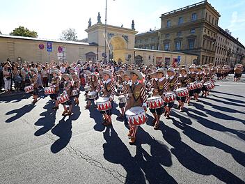 190. Münchner Oktoberfest - Trachtenumzug