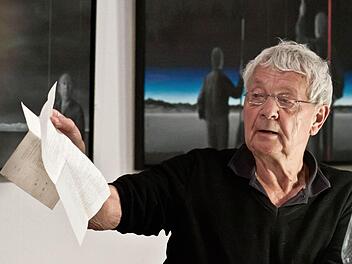 Auf Einladung des Literaturkreises Coburg gastierte Eckhard Henscheid mit einer Lesung im Kunstverein.Fotos: Jochen Berger