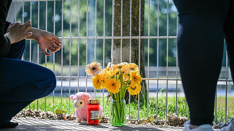 Nach dem Fund von leblosem Kind in Auto