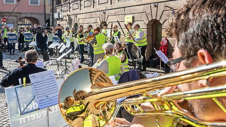 Seit mehreren Wochen kämpfen die Musiker mit Sympathisanten um den Tarif.