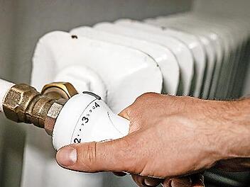 Der Staat soll mit gutem Beispiel vorangehen und &ouml;ffentliche Geb&auml;ude mit Hochdruck energetisch sanieren, fordert die IG Bau.