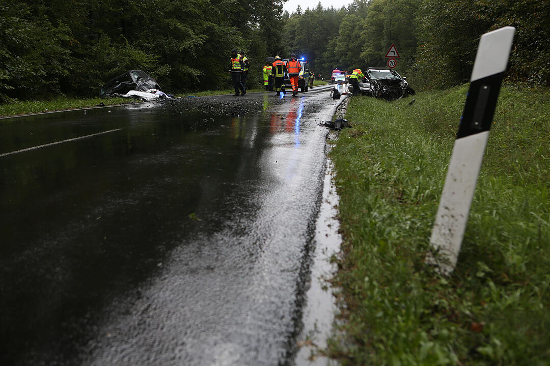 Tödlicher Auto-Zusammenstoß in Oberhaid im Landkreis Bamberg
