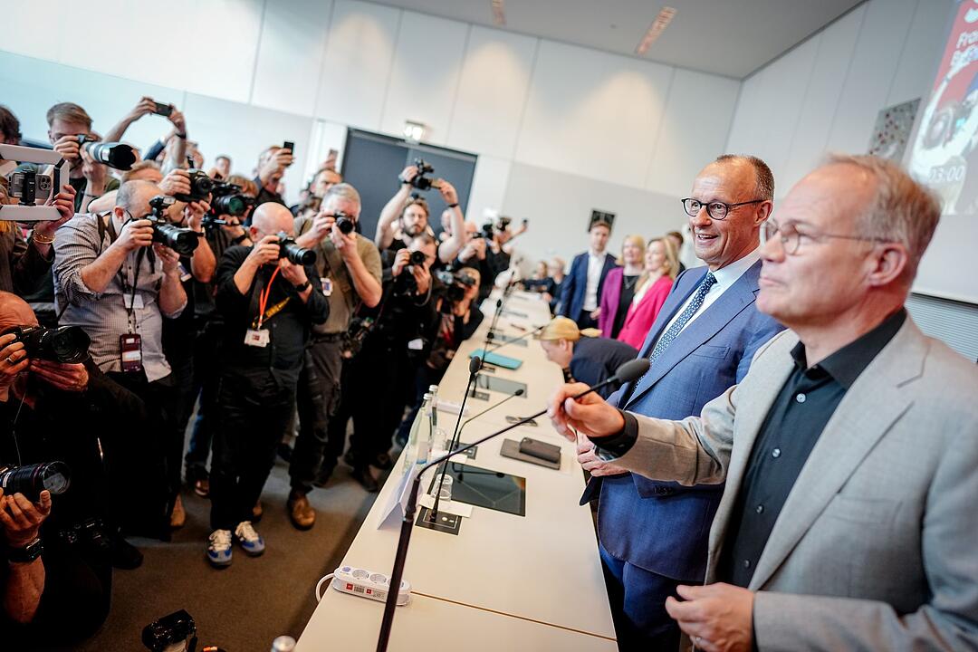 Sitzungen und Statements der Bundestagsfraktionen