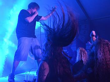 Da geht die Post ab: Bonebreater-Festival 2016. Foto: Archiv/Björn Hein