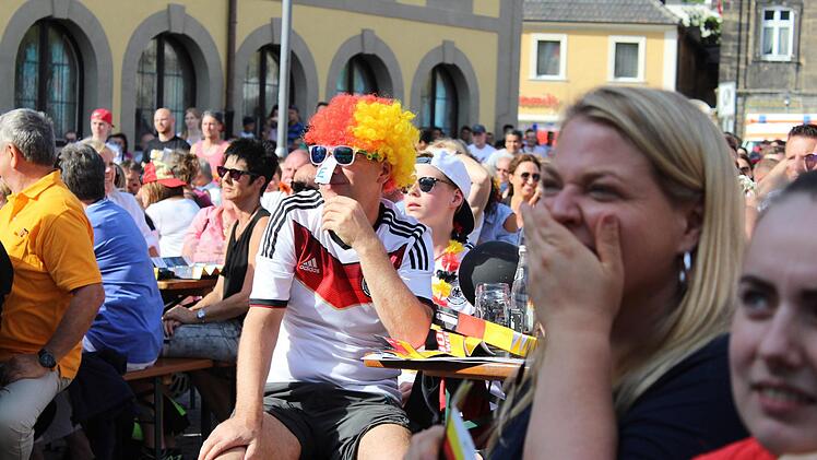 Entsetzen in manchen Gesichtern bei einer der wenigen deutschen Chancen, die vergeben wurden.Markus Häggberg