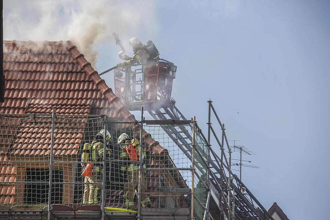 Zeil: Dachstuhlbrand in Altstadt