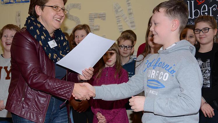 Impressionen vom Vorlesewettbewerb an der Kulmbacher Carl-von-Linde-Realschule  Foto: Dagmar Besand