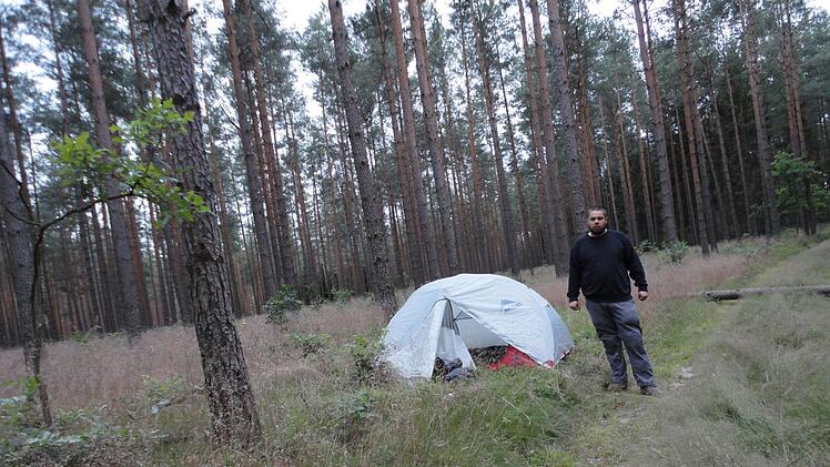Philip Uebel campierte im Freien wie zum Beispiel in einem polnischen Wald.Philip Uebel