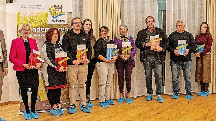 Urkundenverleihung für die Gastgeberinnen und Gastgeber mit DTV-Sterne-Auszeichnung oder Bett+Bike-Siegel.