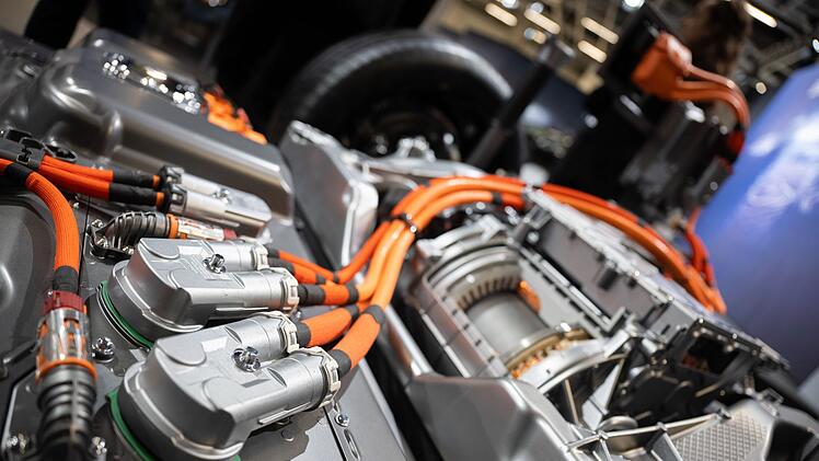 Fahrgestell mit Batterie f&uuml;r ein E-Auto