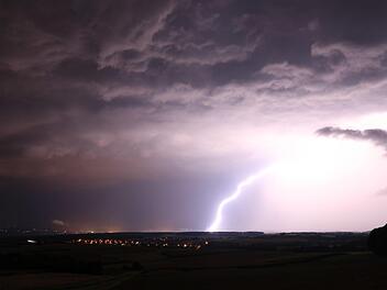 Ist der Mittwoch der letzte heiße Tag in diesem Jahr? Laut Wetterexperte Stefan Ochs erreicht Franken eine Kaltfront am Donnerstag. Foto: NEWS5/Merzbach