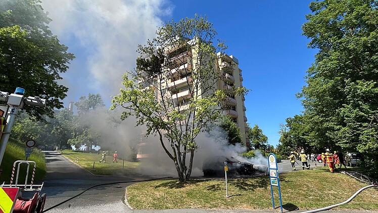 Lichtenfels: Gewaltige Rauchs&auml;ule verursacht Feuerwehreinsatz