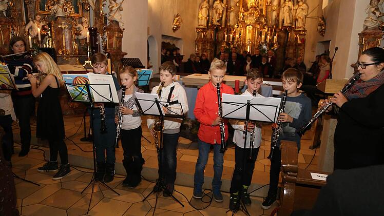 Musiziert wurde auch mit Querflöte, Saxophon und Klarinette. Foto: Franz Galster