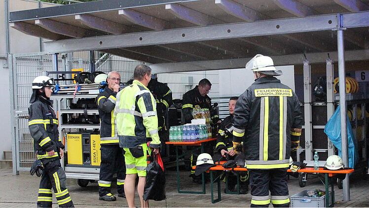 Cadolzburg: Blitzeinschlag in Einfamilienhaus - "Flammen schlugen aus Dach"