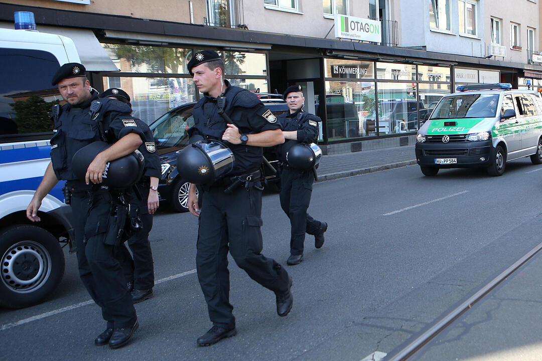 500 Demonstranten protestieren gegen Abschiebepolitik