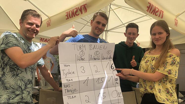 Das Ausbildungsteam der Firma M&ouml;bel und Raum  erlebte viel bei einem  unvergesslichen Ausflug nach Polen.  Foto: Maximilian Schuhmann