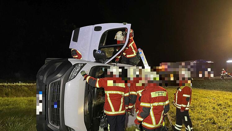 Fahrer verunfallt in Autobahnausfahrt