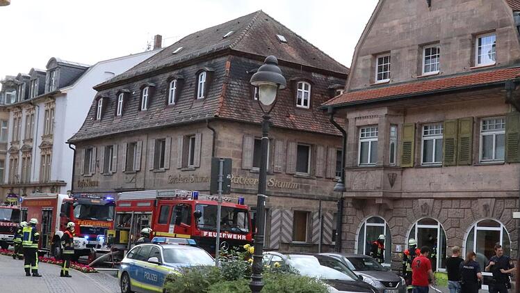 Währen des Einsatzes musste der Kressenstein gesperrt werden, zu größeren Verkehrsstörungen kam es nicht. Foto: Katrin Geyer