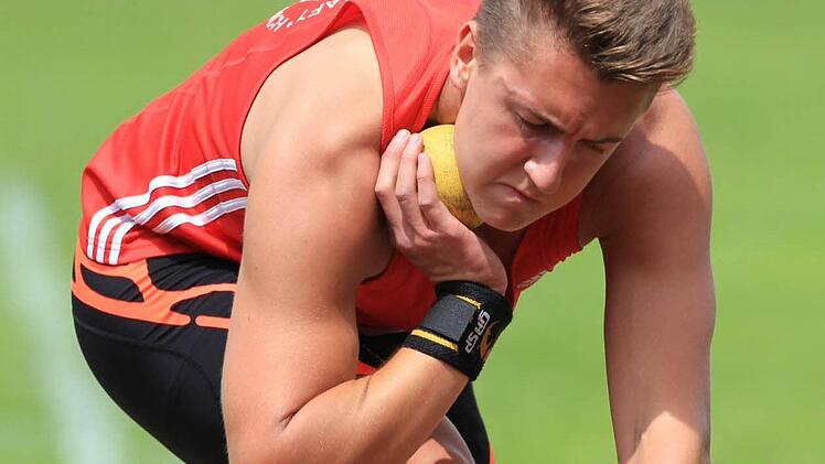 Nico Kaufmair war im Kugelstoßen nicht zu schlagen.