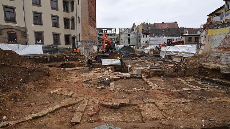 Blick auf das Ausgrabungsareal Foto: Ronald Rinklef