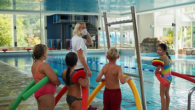 Seit einigen Wochen werden im Neustadter Familienbad wieder Schwimmkurse f&uuml;r Kinder angeboten.