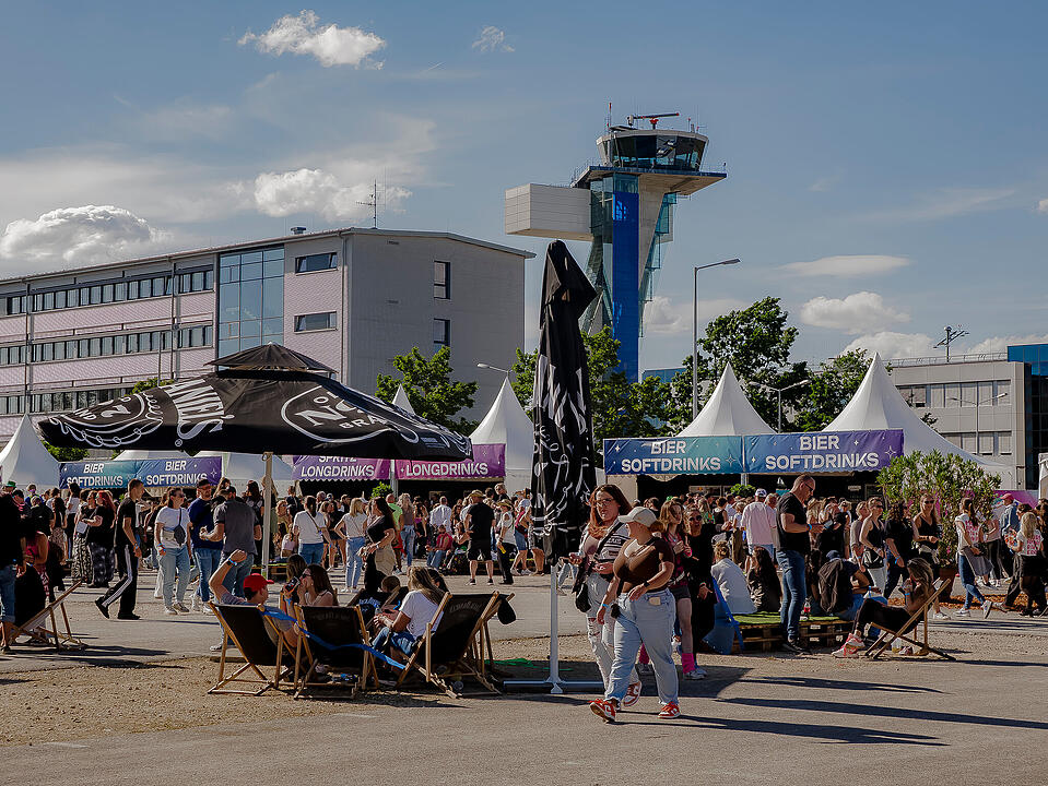 Das Sommerfestival f&uuml;r alle, die feiern, tanzen und einfach gl&uuml;cklich sein wollen!