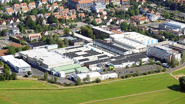 Bad Neustadt: Autozulieferer Preh streicht Hunderte Jobs - Mitarbeiter auf den Barrikaden