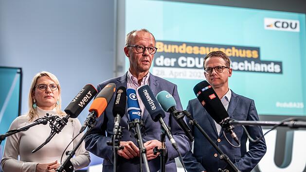 Friedrich Merz stellt designierte CDU-Minister vor