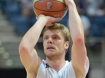 Lucca Staiger spielt nächste Saison für die Brose Baskets. Foto: David Ebener, dpa