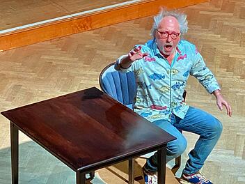Hier ereifert sich Urban Priol  gerade beim "Klimastammtisch in Thüringen".