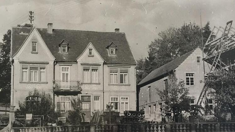 Fotoaufnahme aus den frühen Jahren des Unternehmens. Foto: Archiv Seger Transporte