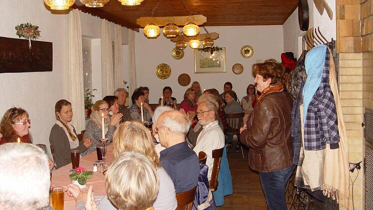Bad Brückenaus Bürgermeisterin Brigitte Meyerdierks bedankte sich bei den Ehrenamtlichen, die den Flüchtlingen im letzten Jahr geholfen haben.  Foto: Brigitta Kempe-Wolf