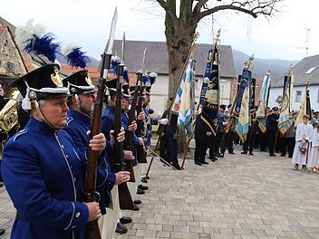 Die Ehrung der Gefallenen in Leutenbach Foto: Franz Galster