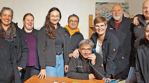 Ann-Katrin Heusinger,Stefanie Scherbel, Julia Albert, Stefanie Burger, Thorsten Niedt, Rainer Willinger, Johanna Schmitt, Alfred Helmerich, Edwin Krapf, Emma Willinger (von links). Es fehlen Florian Burkard und Thorsten Endres