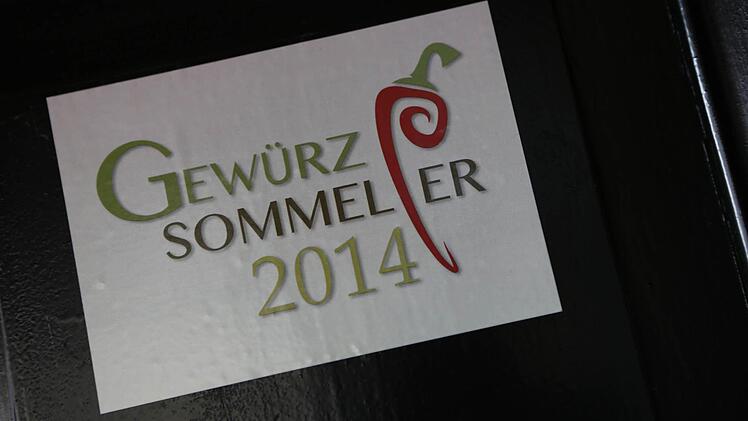 Blick in die Küche des Kulmbacher Gewürzsommeliers Frank Stübinger. Foto: Matthias Hoch