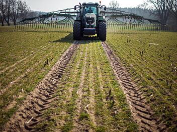 Gülle wird verantwortlich gemacht für Nitrat im Grundwasser. Landwirte sind bereit Einschränkungen zu akzeptieren - wenn sie für sie fachlich nachvollziehbar sind.
