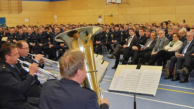 Das Bläserquintett des Bundespolizeiorchesters München unter Leitung von Polizeihauptkommissar Egon Zinkl sorgte für die musikalische Begleitung. Foto: Sigismund von Dobschütz