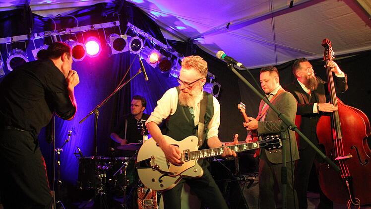 Die "Black Cat Bisquits" mit (von links): Mark Sepanski, Jeffrey Gijbels, Bart Arnauts, Stanley Patty und Patrick IndestegeFriedwald Schedel