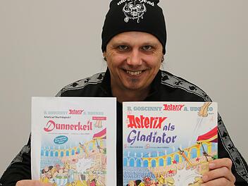 Stefan Eichner übersetzt Asterix in Mundart.