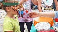 Mund auf, Augen zu: Der Geschmackstest machte Spa&szlig;.