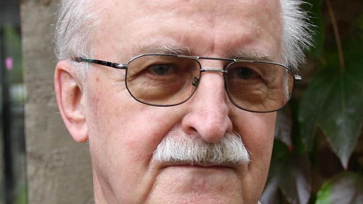 Eckart Spiller arbeitete an der Chronik mit. Foto: Ralf Ruppert