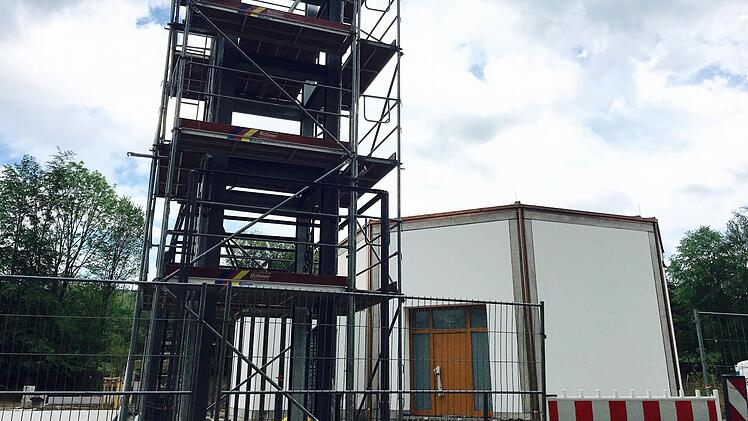 Sichtbarer Zeichen des Wandels: Auch die neue Kapelle in Oberwildflecken soll in dem geplanten Kurzfilm über Wildfleckens Geschichte thematisiert werden. Fotos: Sebastian Schmitt-Mathea