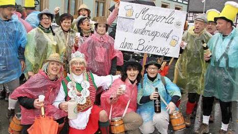 Die "Stublicher Moggerla" waren wieder mit einer starken Gruppe beim "Döberten-Express" dabei - diesmal als Bierweg-Wanderer.
