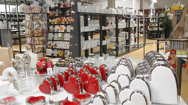 Porzellan erleben im Werksverkauf bei Kaiser in Bad Staffelstein in der Auwaldstraße.