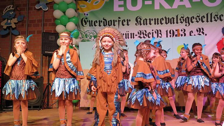 Die Mini-Showtanzgruppe tanzte sich gleich in die Herzen der ZuschauerDoris Bauer