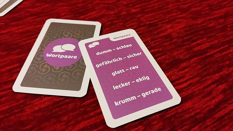 Spiele-Test "Gegenteilspiel": Der schnelle Einstieg in den Partyabend