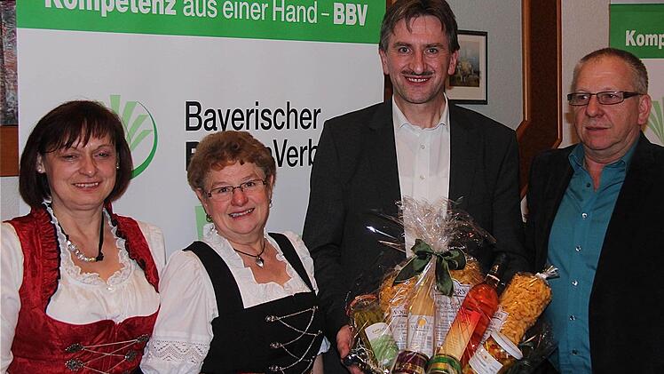 (V.l.): Edeltraud Häusler, Rita Jörg, Günther Felßner und Karlheinz Vogler.