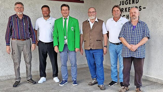 Das F&uuml;hrungsteam der Kreisverkehrswacht freut sich auf die kommenden Aufgaben.