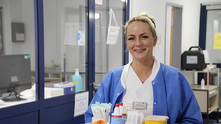 Natalie Glapiak war jetzt über zwei Jahre am Kreiskrankenhaus Höchstadt im Einsatz. Jetzt geht es zum nächsten Einsatzort. Foto: Andreas Dorsch